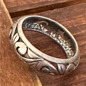 Vintage Sterling Silver Rounded Openwork Scroll Ring
